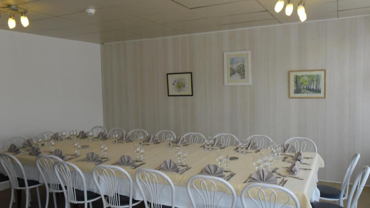אוסל Le Grand Hotel A Ussel מראה חיצוני תמונה